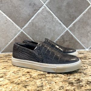 Chocolat Blu Neve Grey Embossed Leather Croco Size 37 Never Worn Model